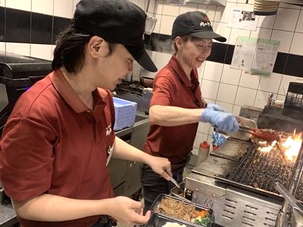 肉のヤマ牛ジョイフル本田瑞穂店(東京都西多摩郡瑞穂町/ホールスタッフ)_2