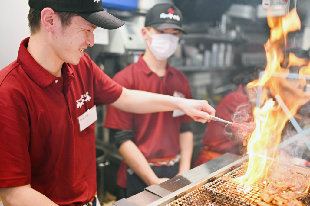 焼肉丼専門店のキッチン・ホールスタッフ